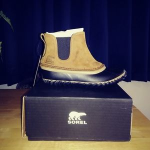 Brand New Women's Sorel Out N About Chelsea Boot